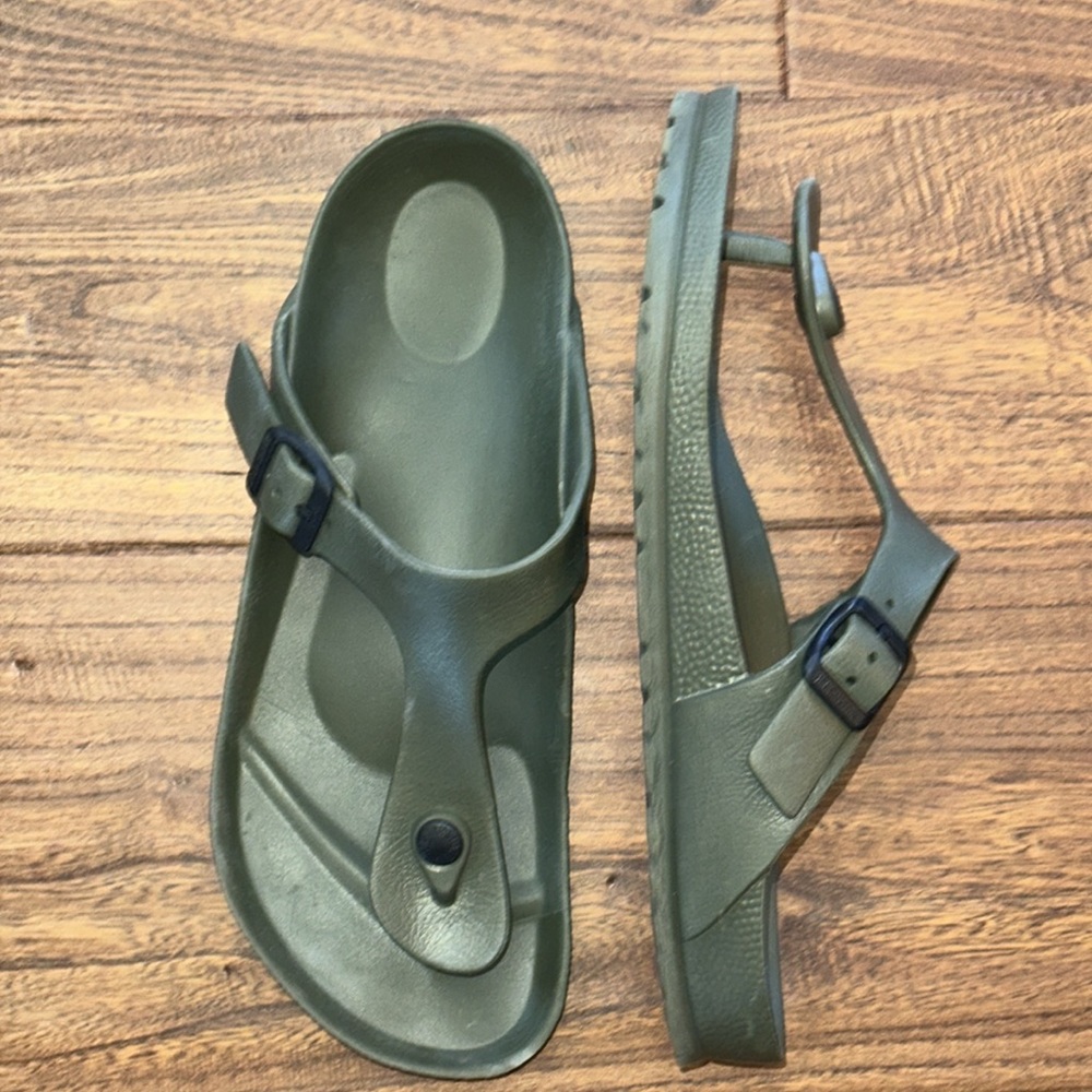Women’s Birkenstock Sandals - Picture 9 of 12